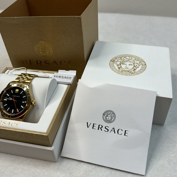 VERSACE MEN’S BLACK GOLD STEEL LUXURY WATCH WITH BOX - Picture 14 of 14